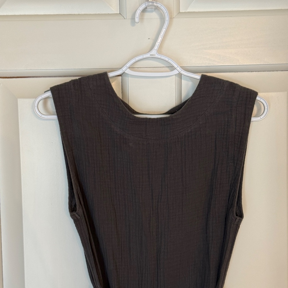 Faherty Dream Cotton Gauze Costa Dress in Washed Black 25198 - Picture 8 of 15